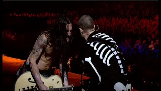 Red Hot Chili Peppers  Californication LIVE Slane Castle 2003 [upl. by Dietz]