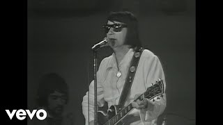 Roy Orbison  Crying Live From Australia 1972 [upl. by Nedap]